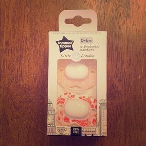Tommee Tippee Little London Orthodontic Pacifiers